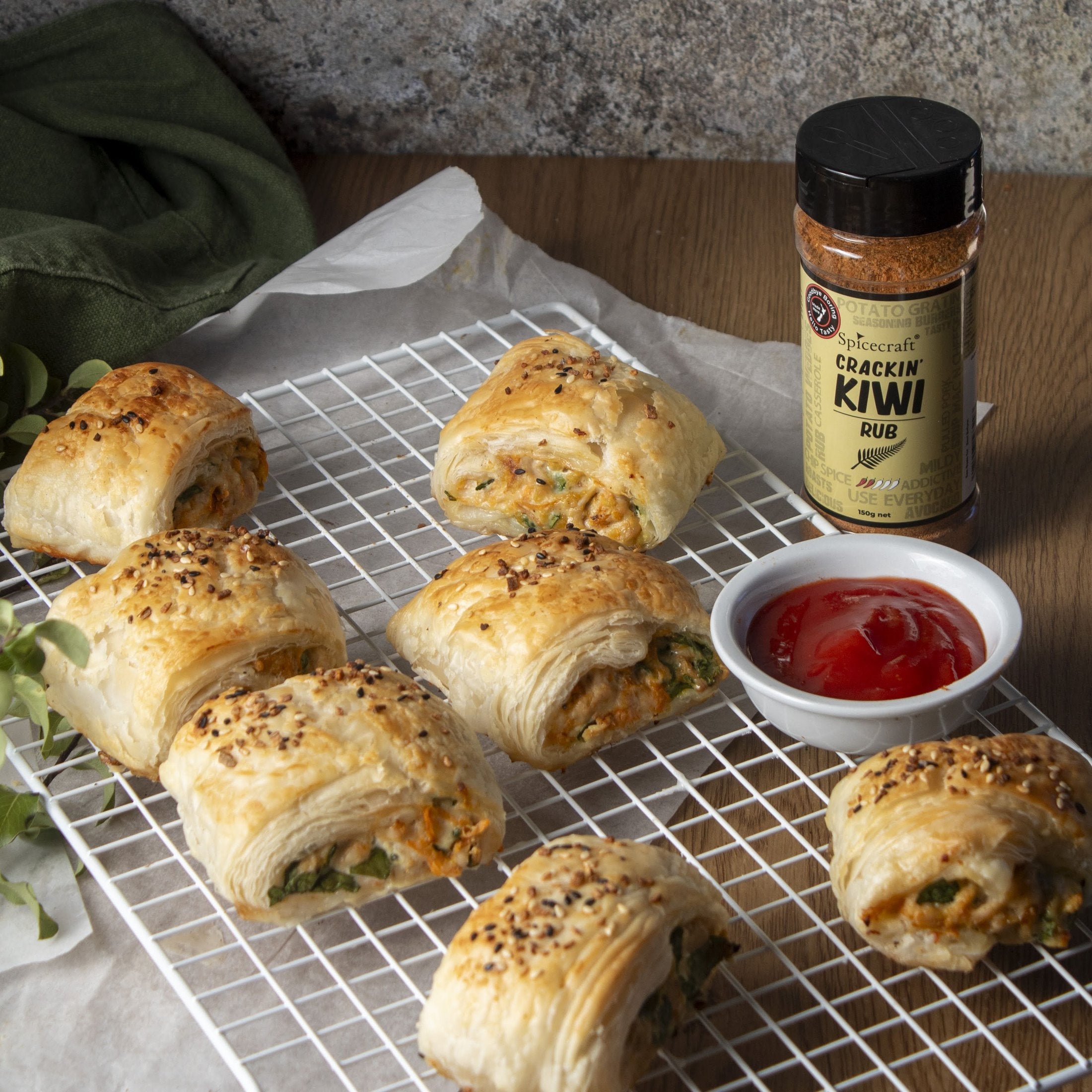 Crackin’ Kiwi Chicken and Veg sausage Rolls 😋 – Spicecraft